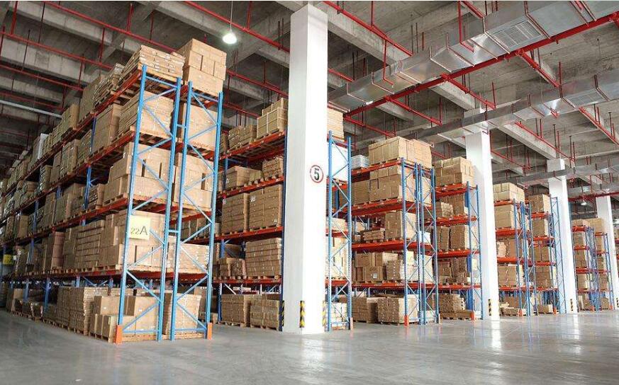 橫梁式托盤(pán)貨架