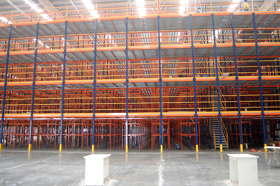 倉儲(chǔ)貨架制造